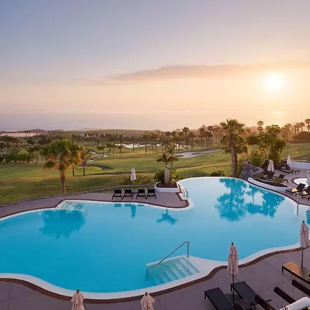 2 Bdr Sea View Apartament